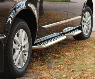 Trittstufe_mit_integriertemTrittbrett_Tour5 Trittstufe_mit_integriertemTrittbrett_Tour5