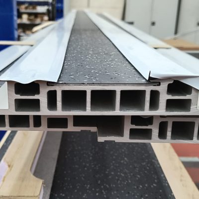 Rail-In_Schiene_PVC-Belag