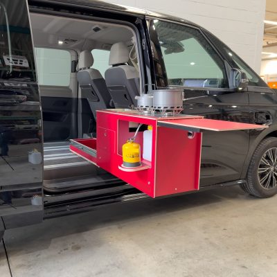 Mobile Küche_Schiebetür Beifahrerseite2